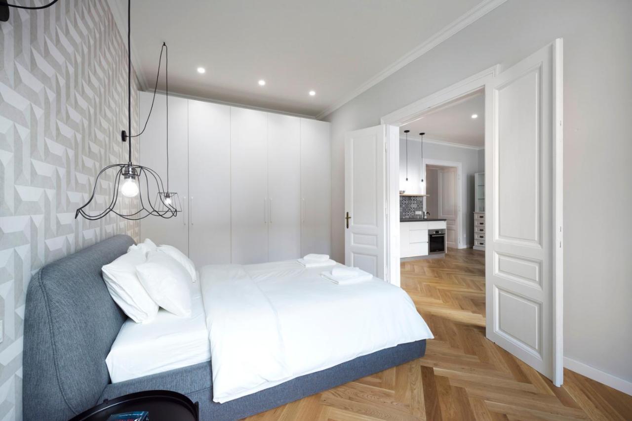 Fine Two Bedroom Trdinova Apartment Ljubljana Luaran gambar